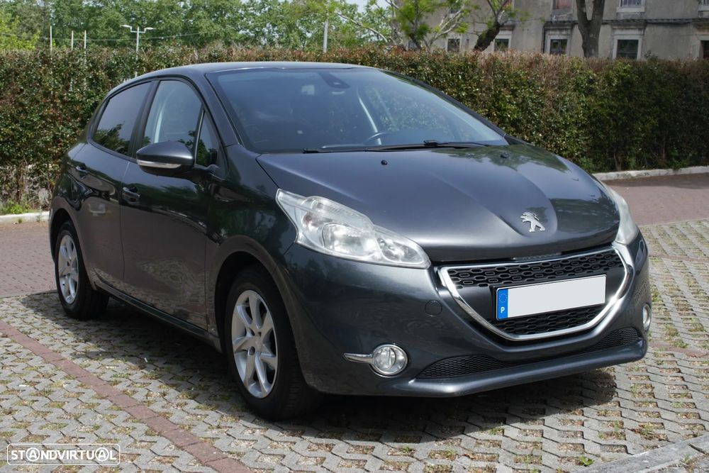 Peugeot 208 1.4 HDi Allure - 3