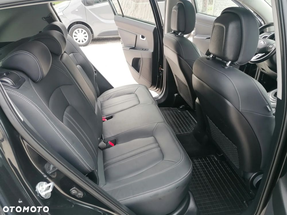 Kia Sportage 2.0 CRDI 184 AWD Platinum Edition - 33