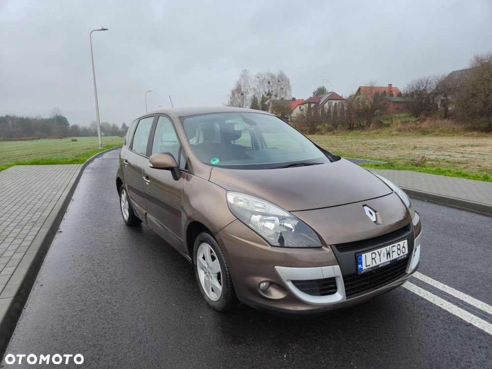 Renault Scenic 1.6 16V 110 Dynamique - 2