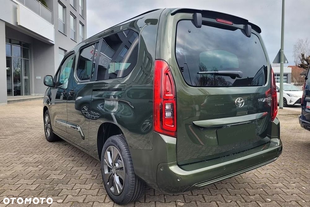 Toyota Proace City Verso - 8
