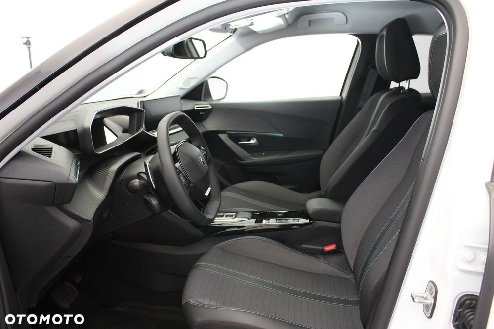 Peugeot 2008 1.2 PureTech Allure Pack S&S EAT8 - 26