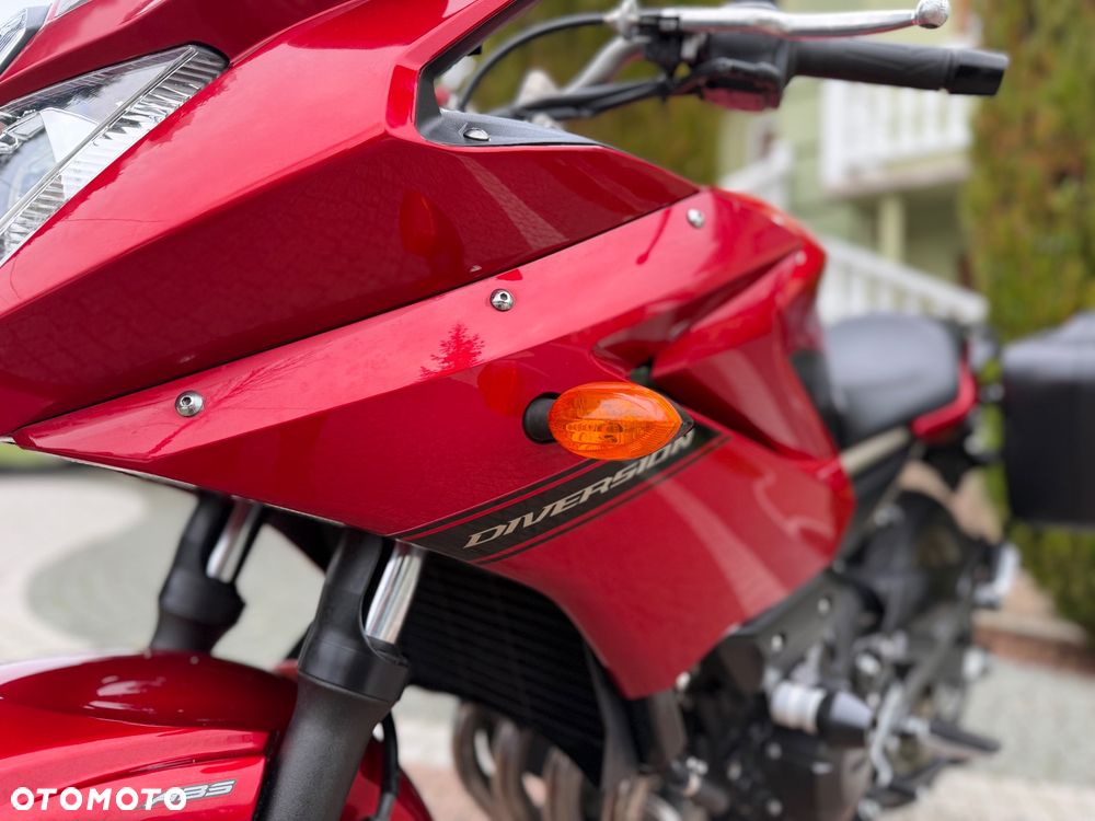 Yamaha XJ - 32