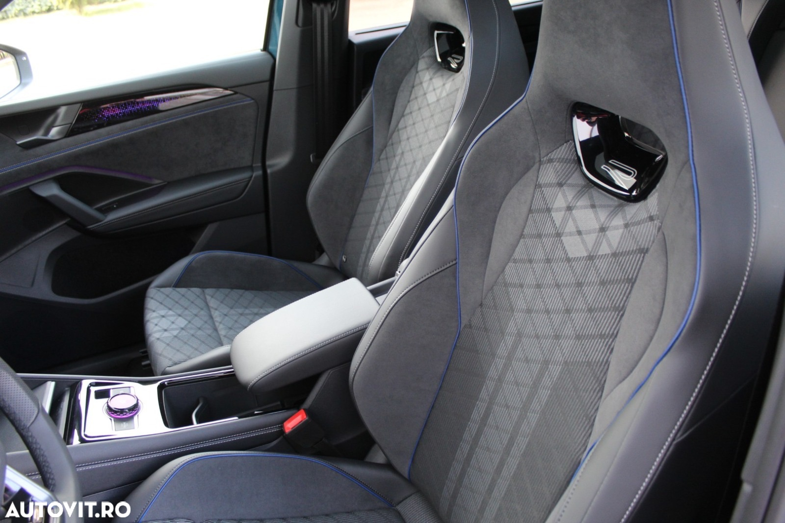 Volkswagen Tayron 2.0 TDI 4Motion DSG R-Line - 21