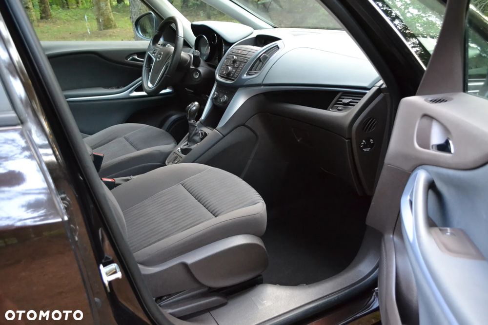 Opel Zafira 1.4 T Enjoy - 24