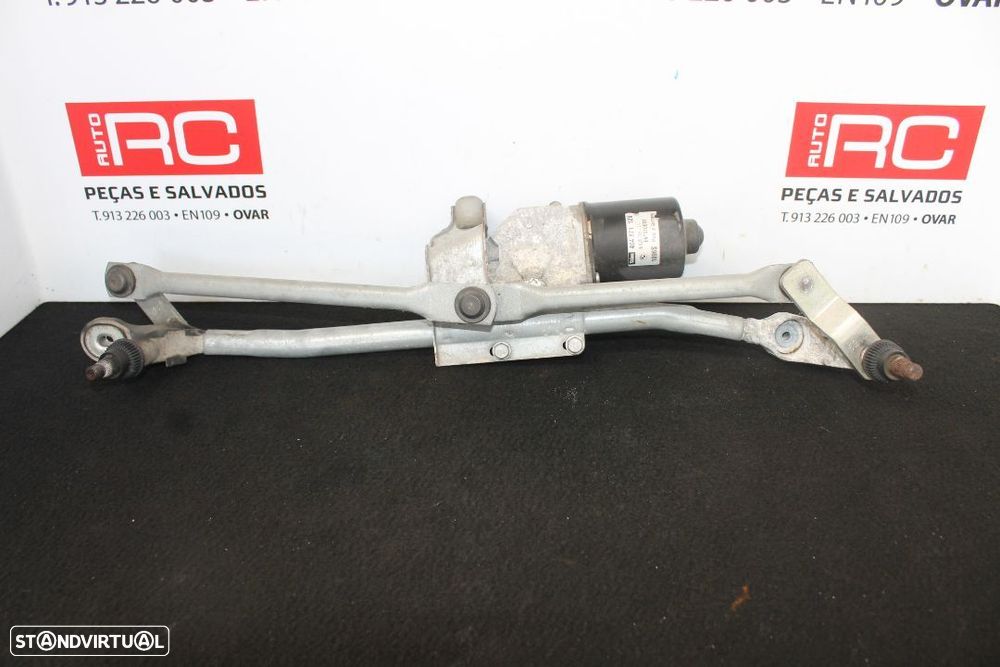 Limpa Para Brisas BMW Serie 1 E87 - 2