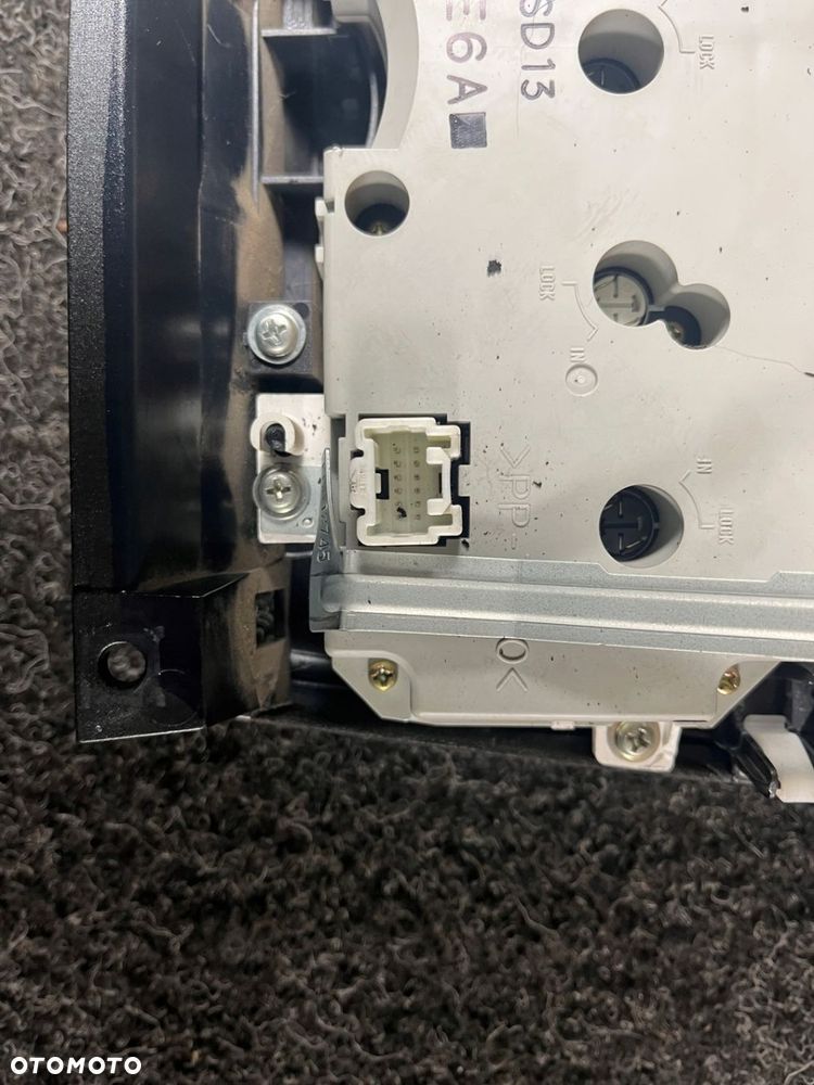 Radio panel klima Mazda 6 OE CQ-EM4570AK - 8