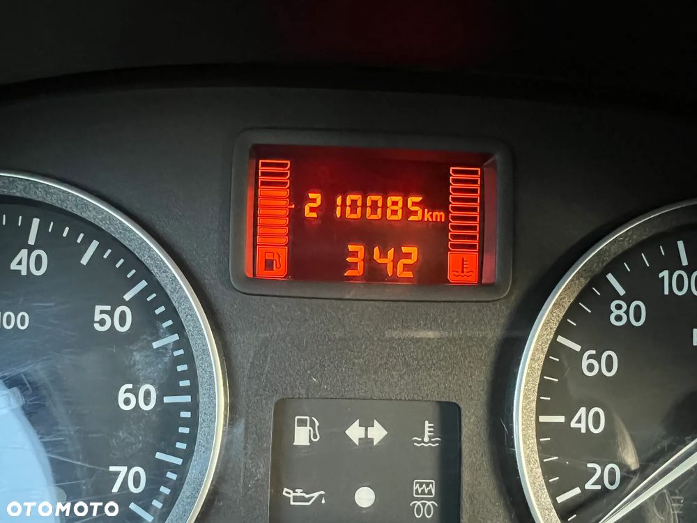 Dacia Logan - 13