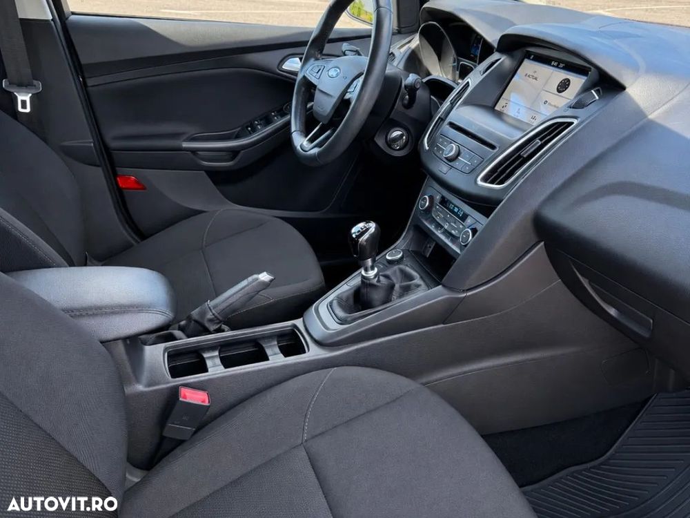 Ford Focus 1.5 EcoBoost Active Business - 5