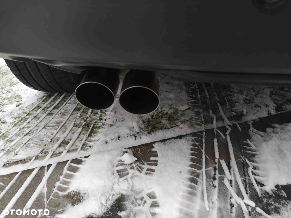 Volkswagen Tiguan 2.0 TDI DPF 4Motion BlueMotion Technology Cup Track & Style - 25