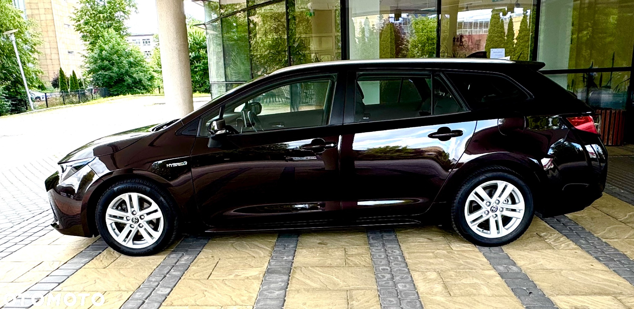 Toyota Corolla 1.8 Hybrid Comfort - 12