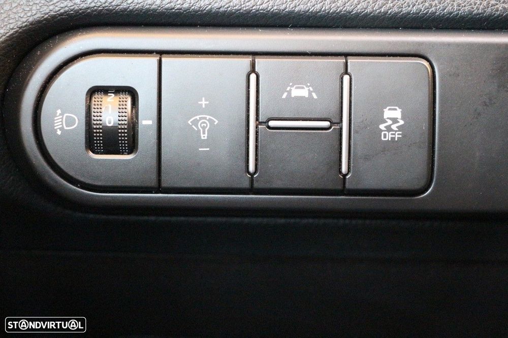 Kia Ceed SW 1.4 T-GDI DCT OPF GT Line - 32