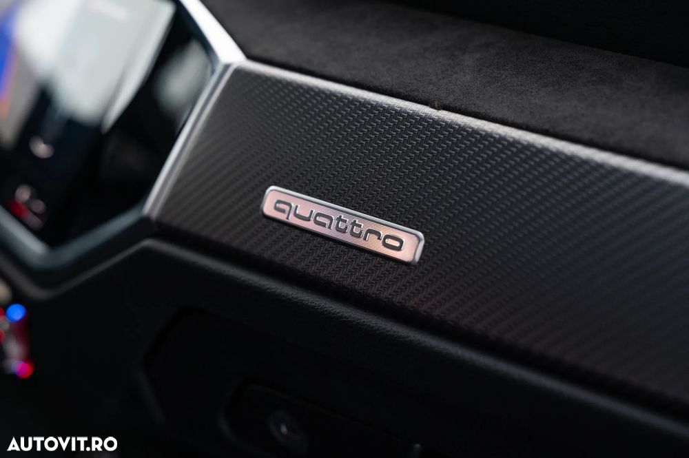 Audi RS Q3 2.5 TFSI quattro S tronic - 17