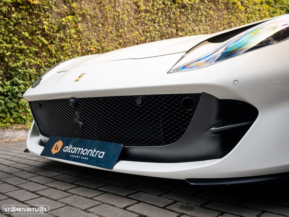 Ferrari 812 GTS 6.5 V12 - 12