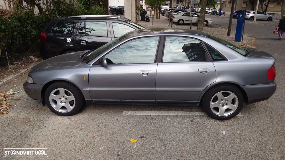 Audi A4 1.9 TDI Sport - 4