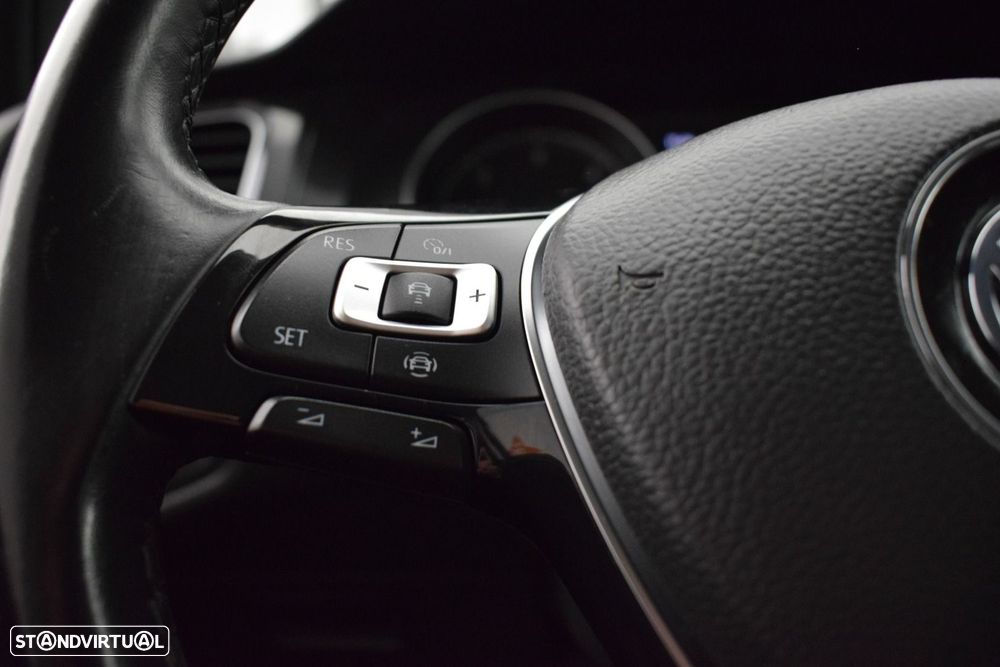 VW Golf Variant 1.6 TDi R-Line DSG - 9