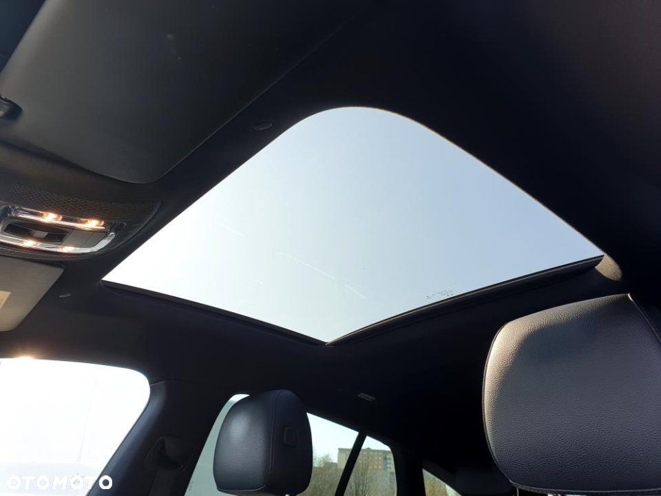 Mercedes-Benz CLA - 38
