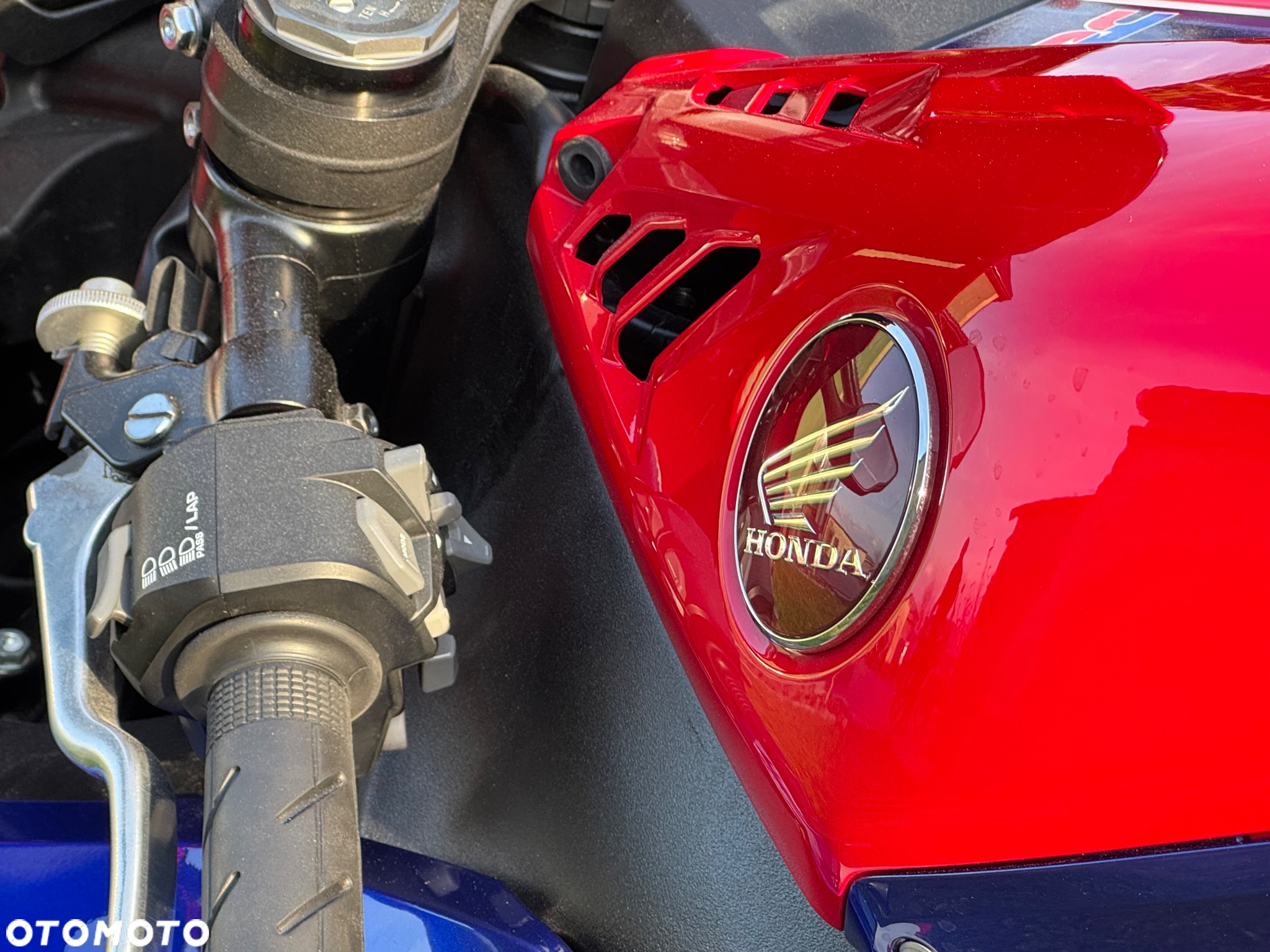 Honda CBR - 15