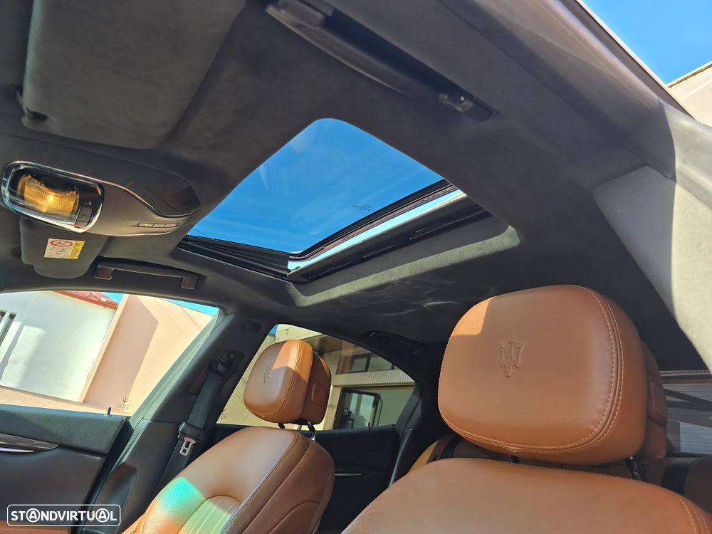 Maserati Ghibli Auto - 11