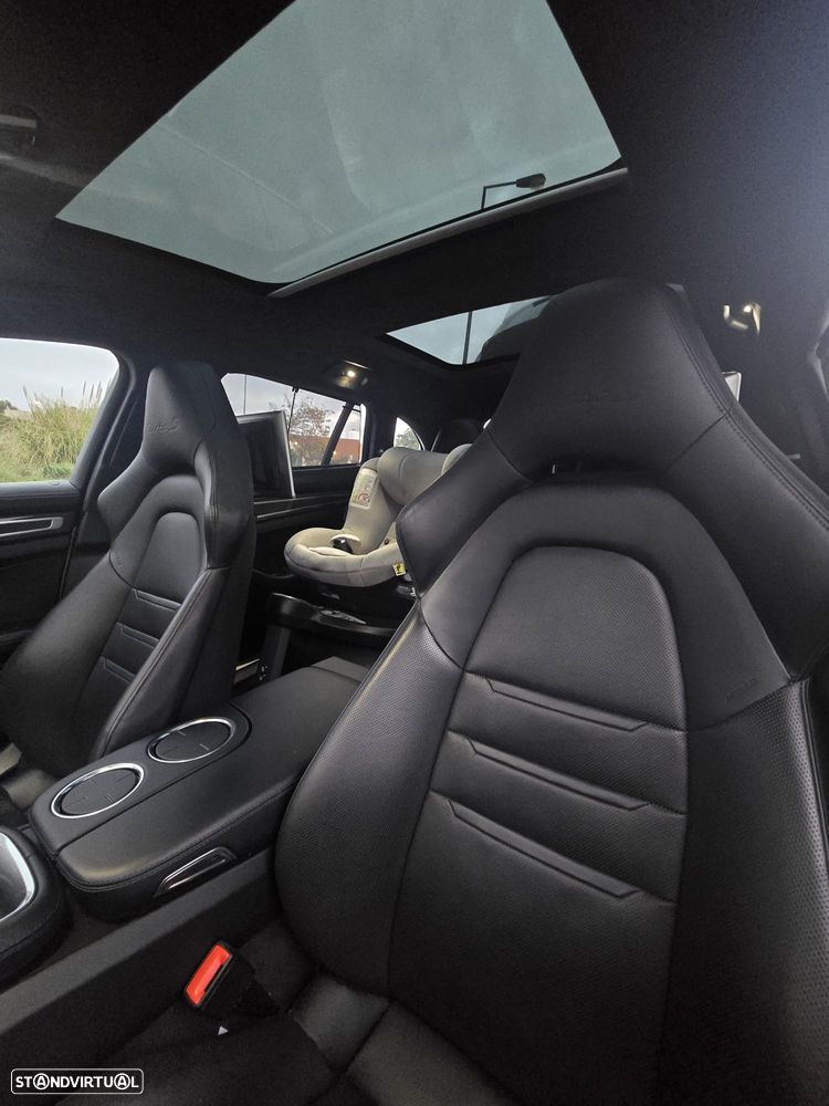 Porsche Panamera Sport Turismo Turbo S E-Hybrid - 13