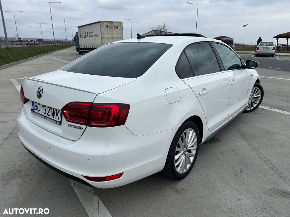 Volkswagen Jetta 1.4 DSG Highline - 14