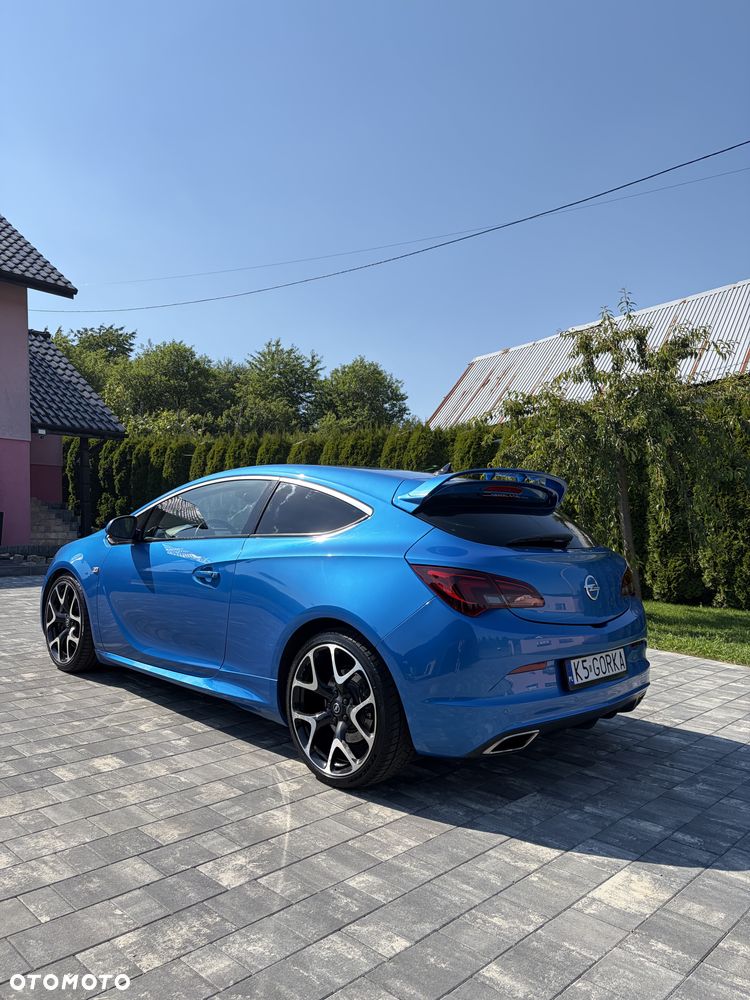 Opel Astra OPC - 3