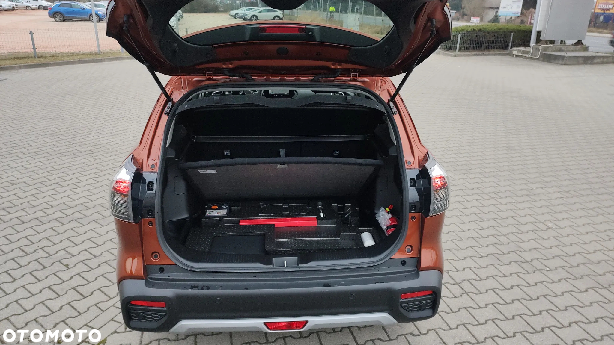 Suzuki SX4 S-Cross 1.5 DualJet Hybrid Premium Plus SP AGS - 29