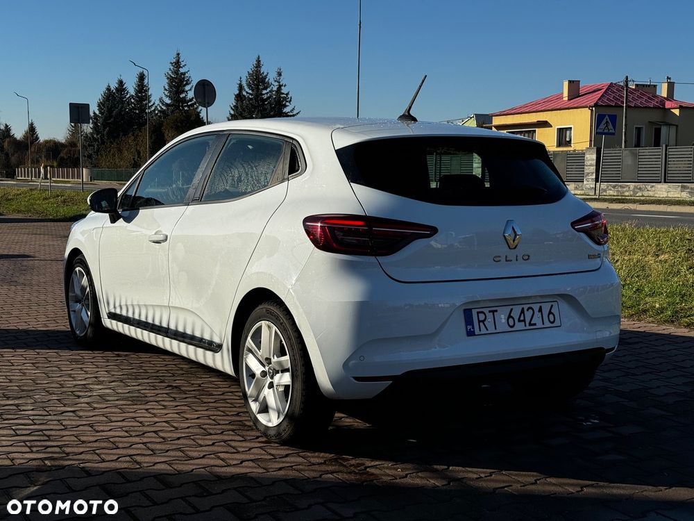 Renault Clio - 5