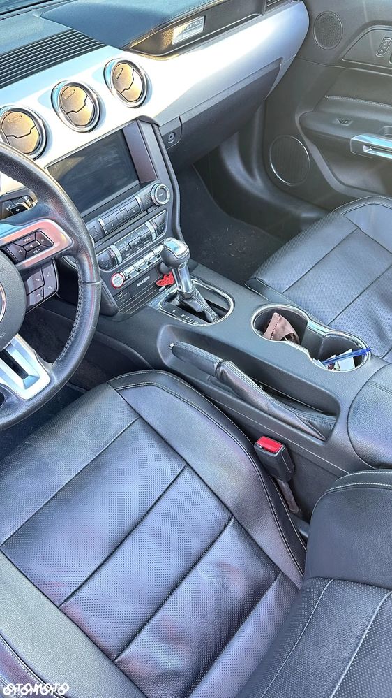 Ford Mustang Cabrio 2.3 Eco Boost - 38
