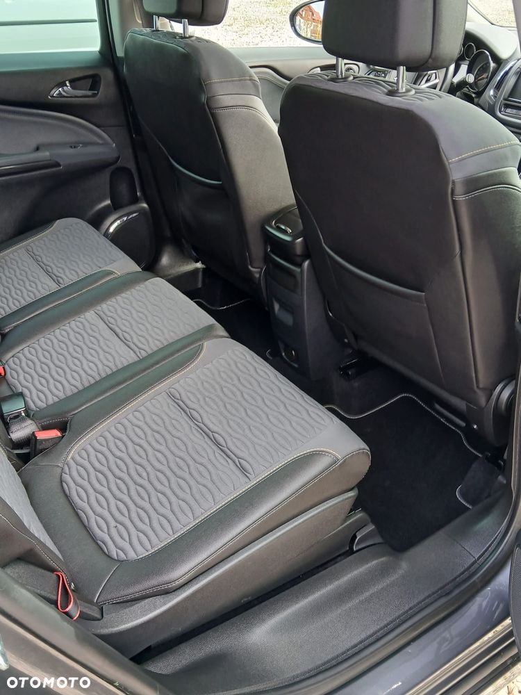 Opel Zafira 2.0 CDTI Enjoy - 11