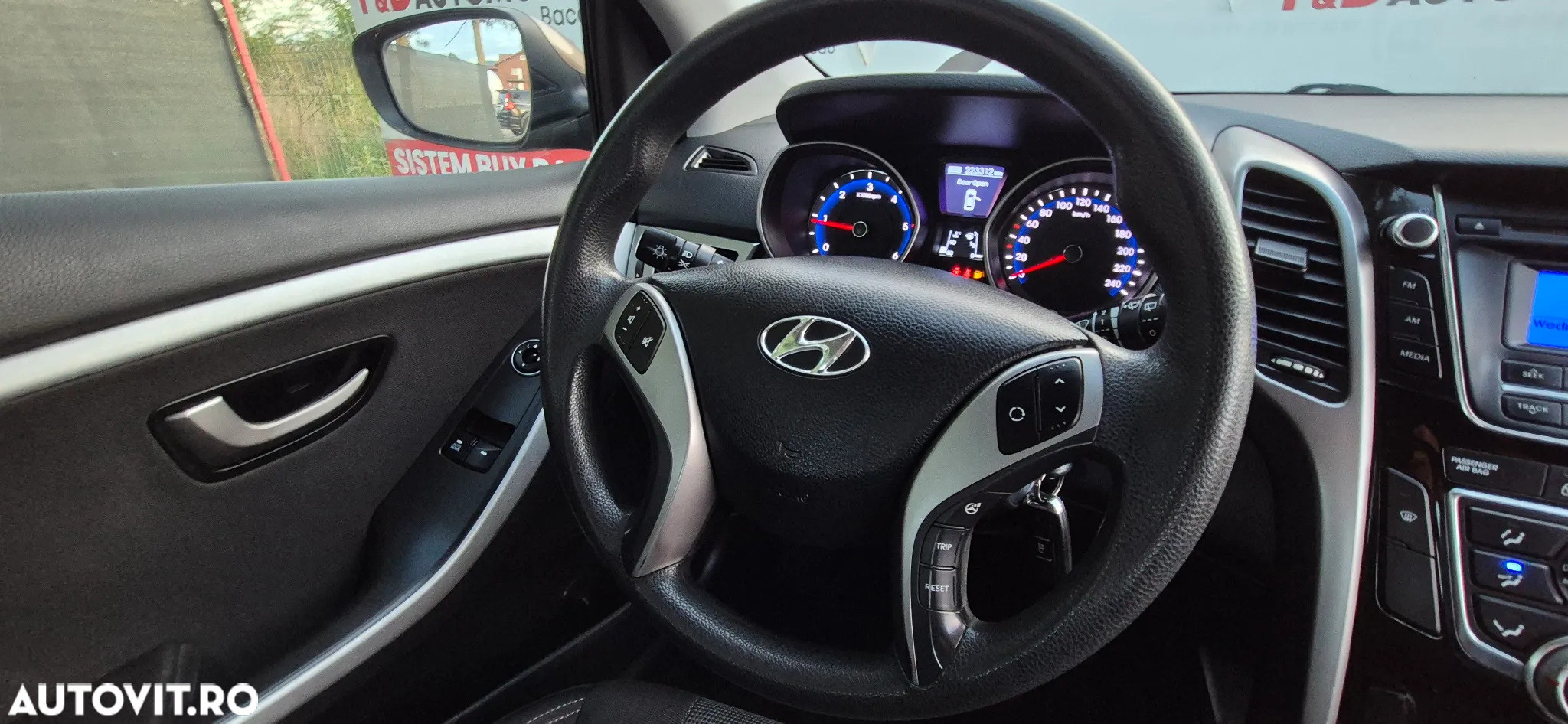 Hyundai i30 1.6 CRDI Comfort+ - 11