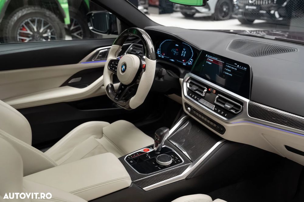 BMW M4 Competition M xDrive - 36