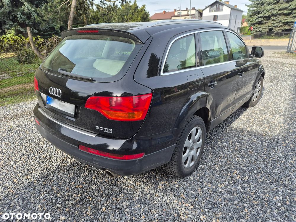 Audi Q7 3.0 TDI Quattro Tiptronic - 7