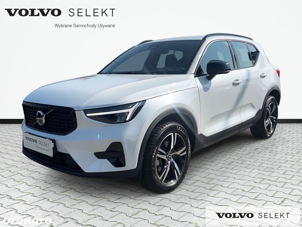 Volvo XC 40 - 1