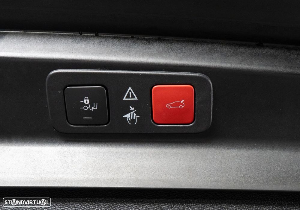 Peugeot 5008 1.2 Hybrid GT e-DCS6 - 18