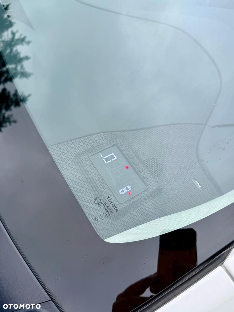 Toyota Corolla 1.8 Hybrid Comfort - 23
