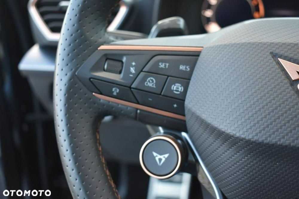 Cupra Leon 1.5 eTSI DSG - 22