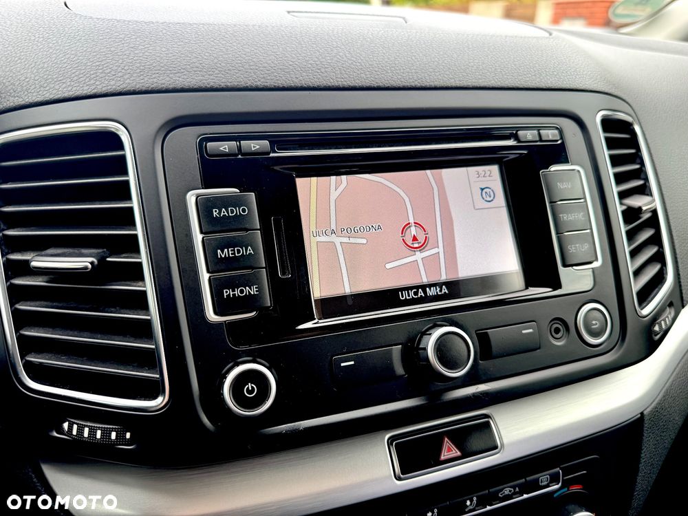 Volkswagen Sharan 2.0 TDI Highline - 11