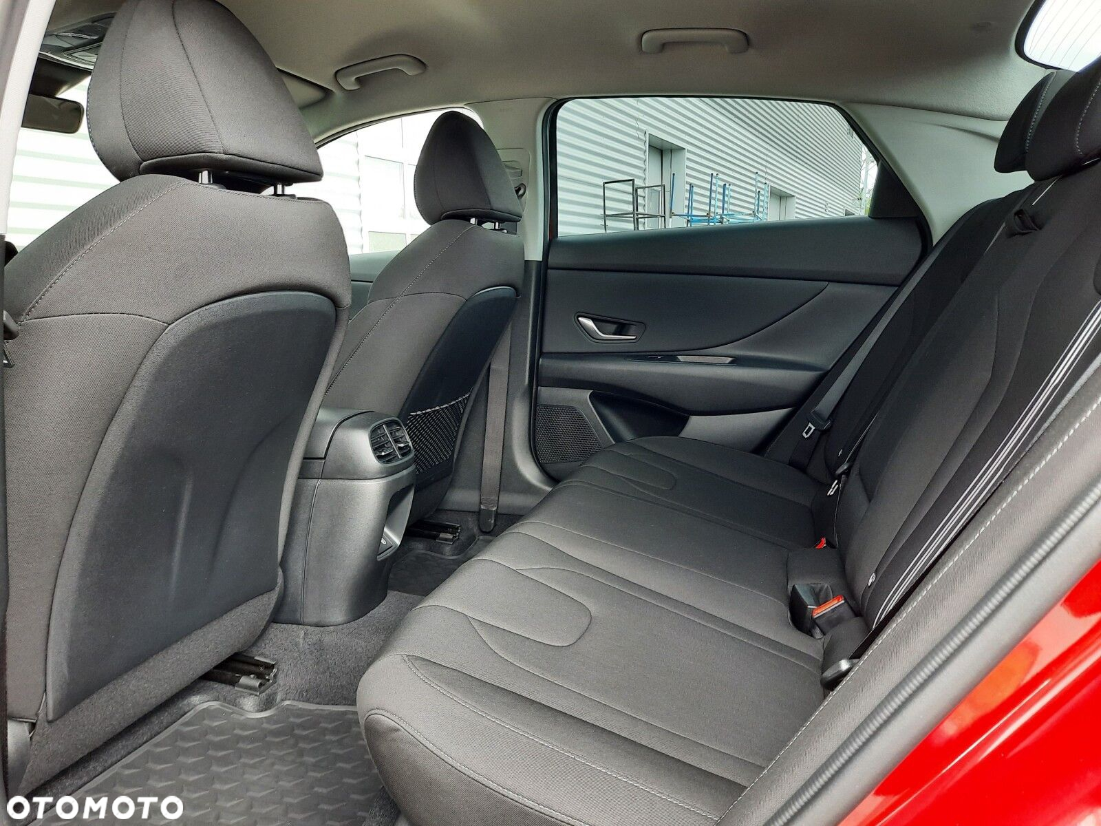 Hyundai Elantra 1.6 Smart - 12