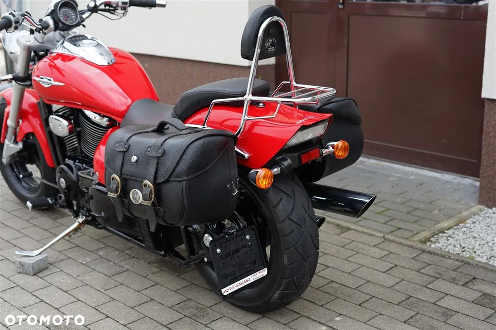 Suzuki Intruder - 23