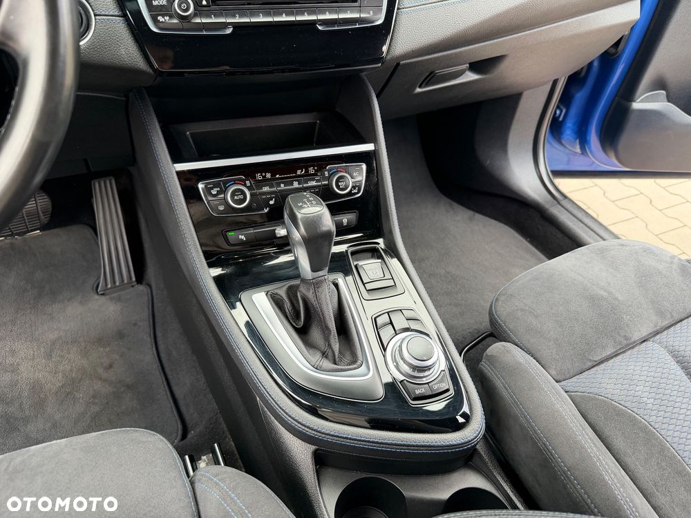 BMW Seria 2 220d Sport-Aut M Sport - 29