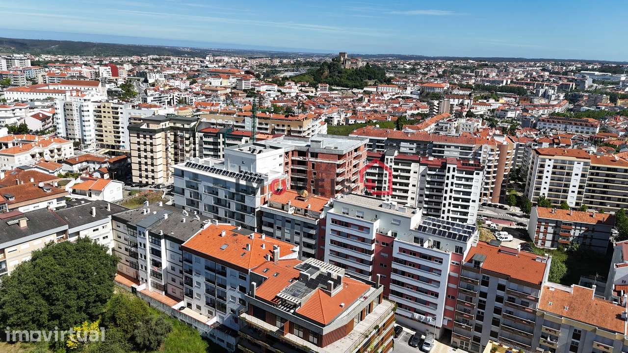 Apartamento T3 - junto à Marquês de Pombal - Grande imagem: 2/16
