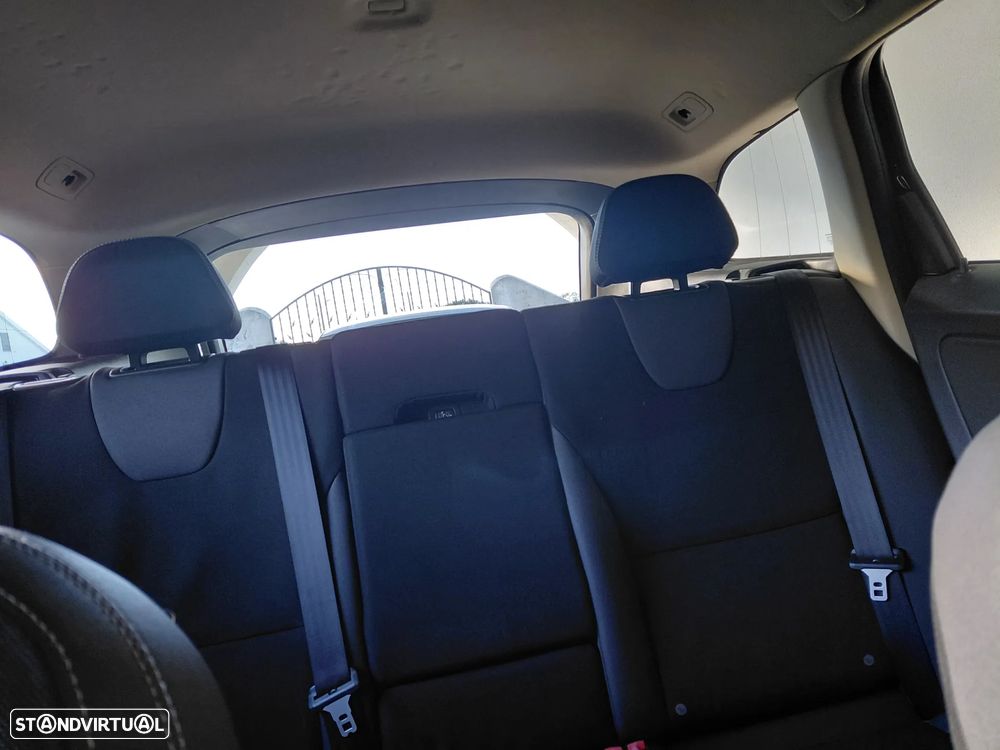 Volvo XC 60 2.0 D3 Drive - 4