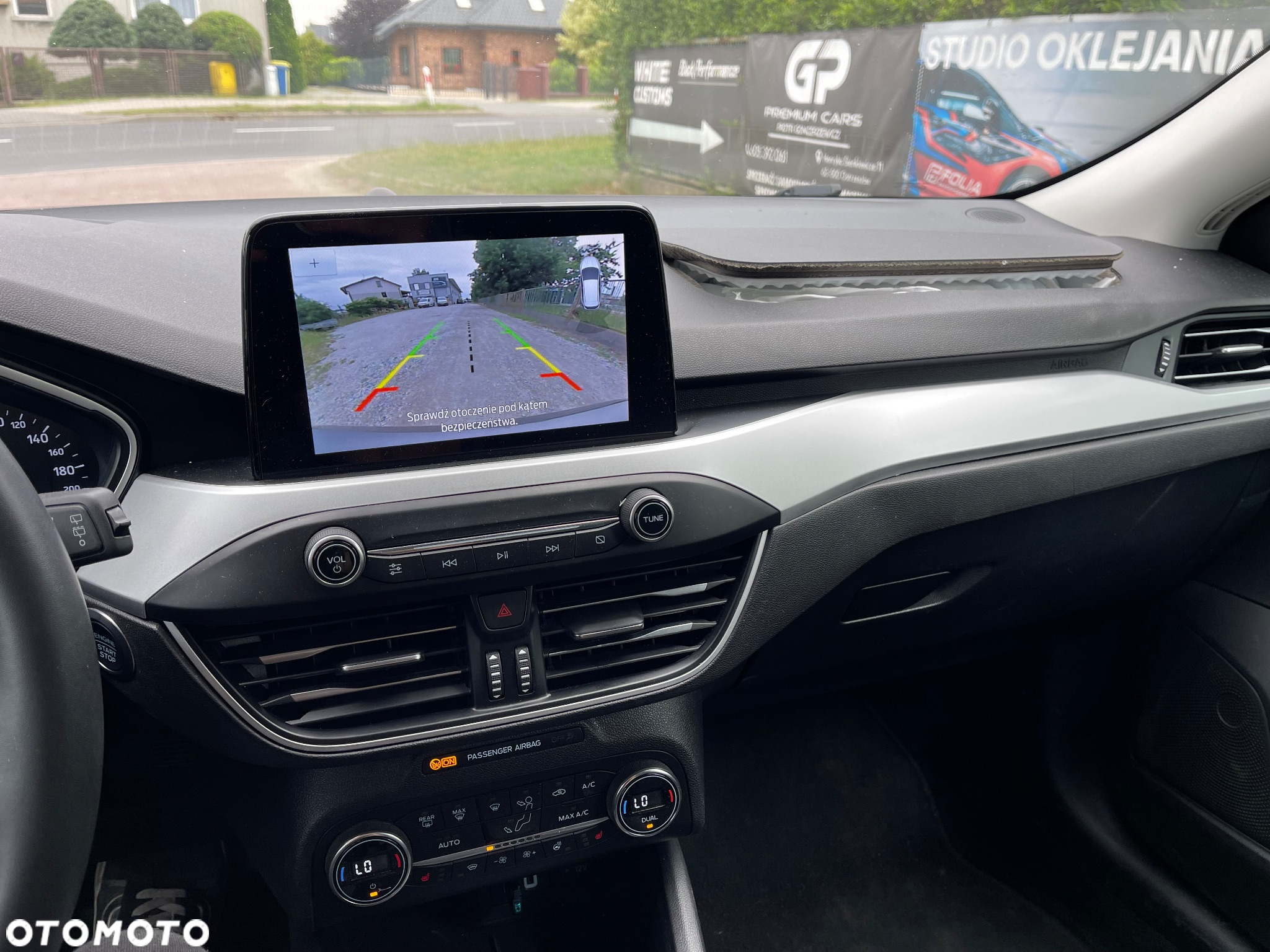 Ford Focus 1.0 EcoBoost Hybrid COOL&CONNECT - 21