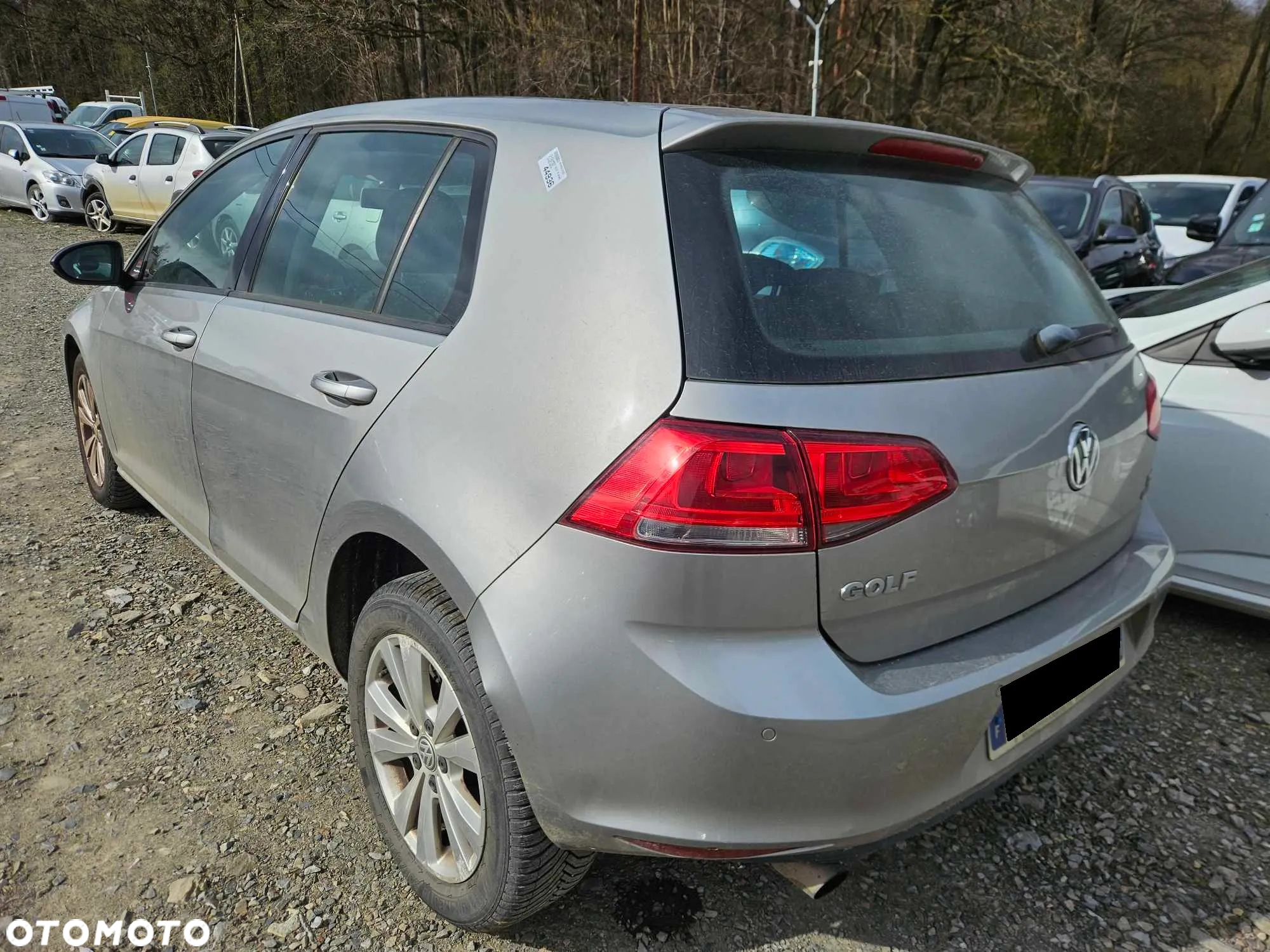 Volkswagen Golf 1.2 TSI BlueMotion Technology Comfortline - 2