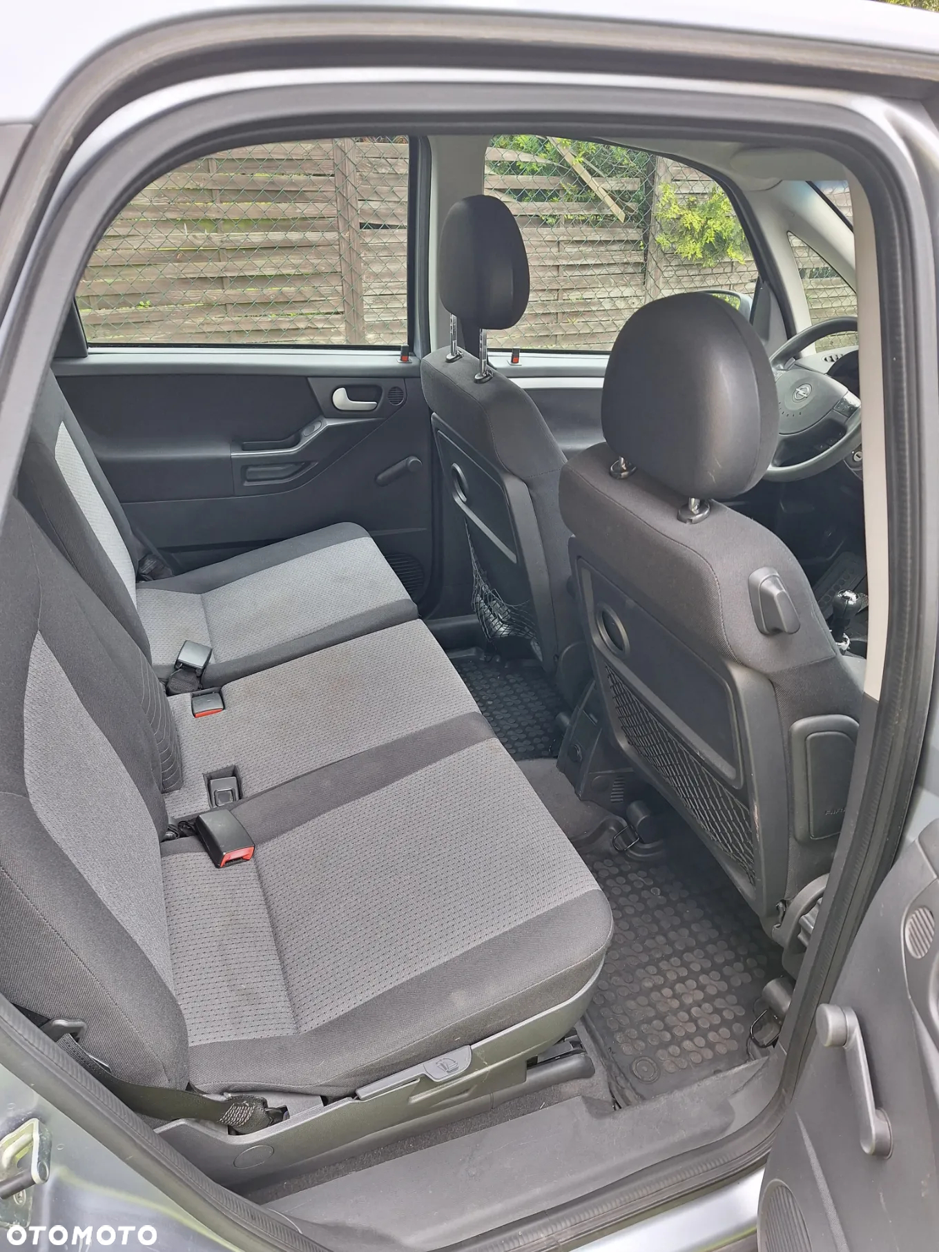 Opel Meriva 1.6 16V Essentia - 16