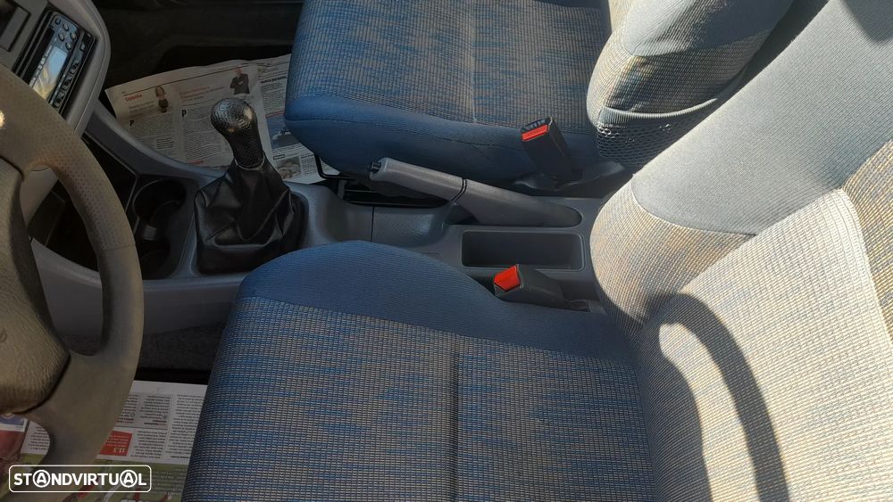 Honda HR-V 1.6 LS - 20