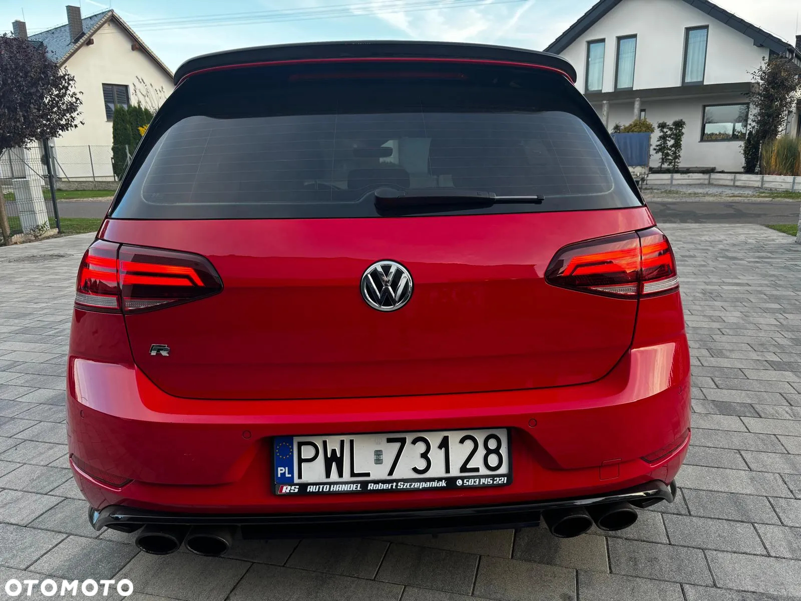Volkswagen Golf R 4Motion (BlueMotion Technology) DSG - 8