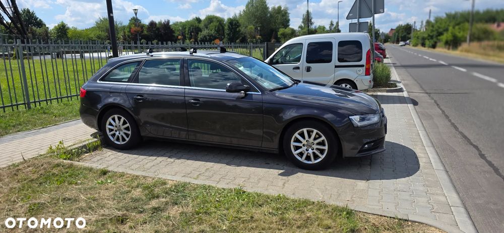 Audi A4 Avant 2.0 TDI DPF multitronic Ambiente - 8