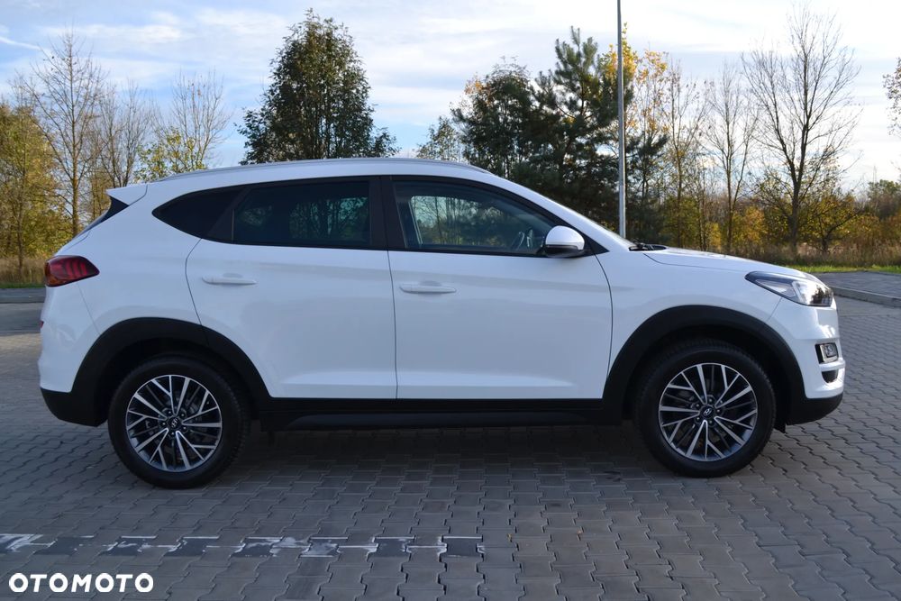 Hyundai Tucson blue 1.6 GDi 2WD Navi - 32