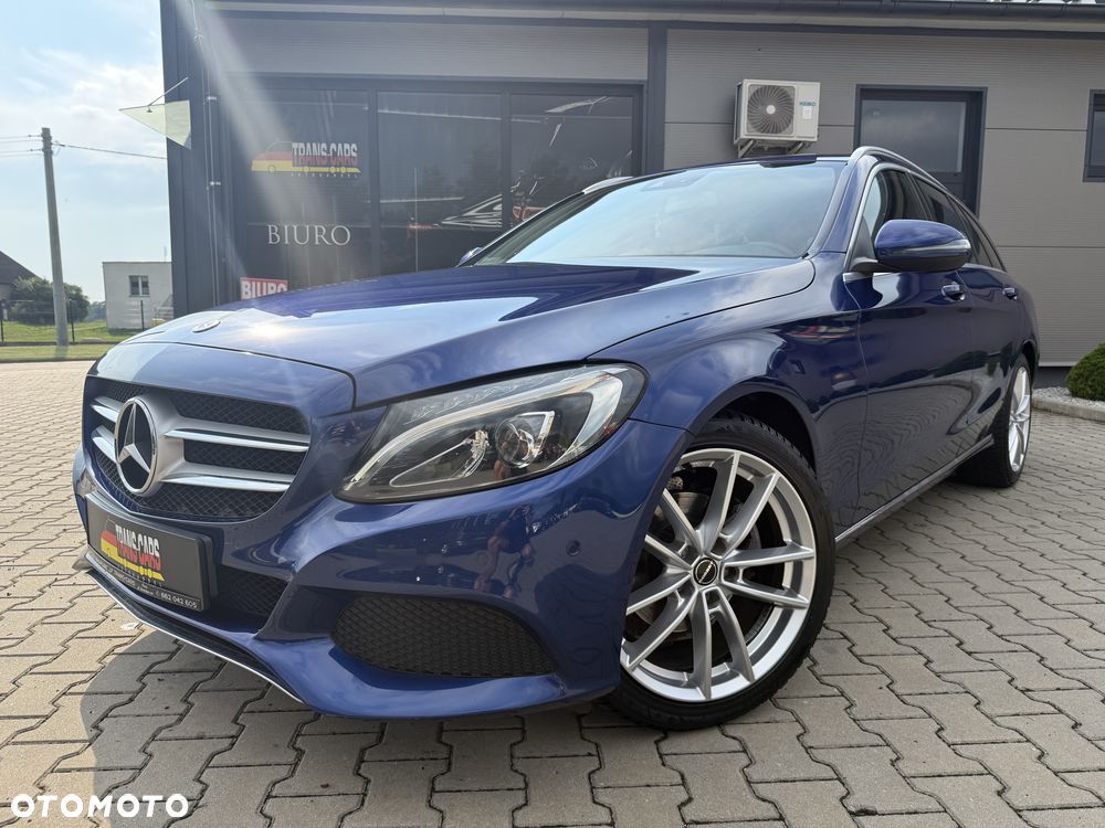 Mercedes-Benz Klasa C 180 (BlueEFFICIENCY) 7G-TRONIC Avantgarde - 4